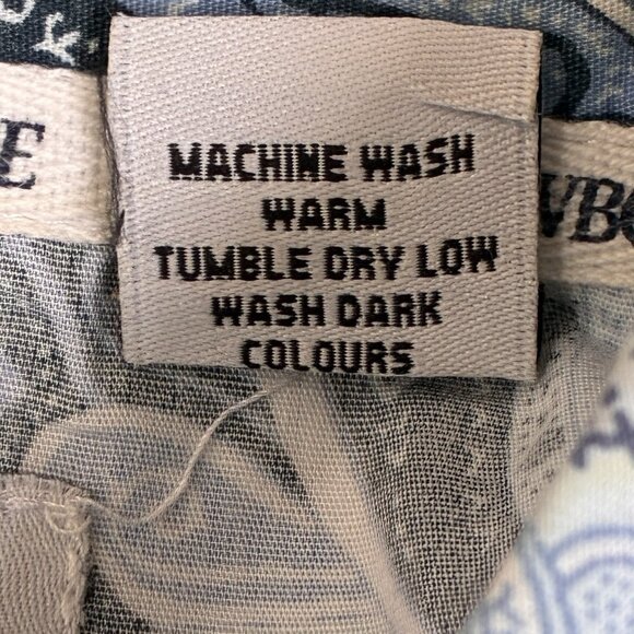 Cowboy Hardware Pearl Snap Western Shirt Mens XXL Blue Paisley Snap Close Pocket - Picture 8 of 9